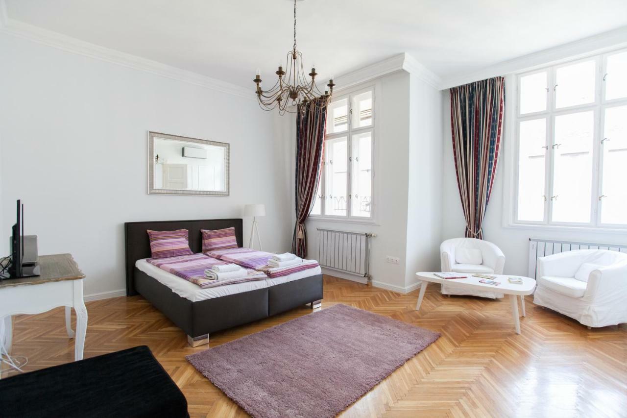 Chic & Charm Apartment Budapeşte Dış mekan fotoğraf